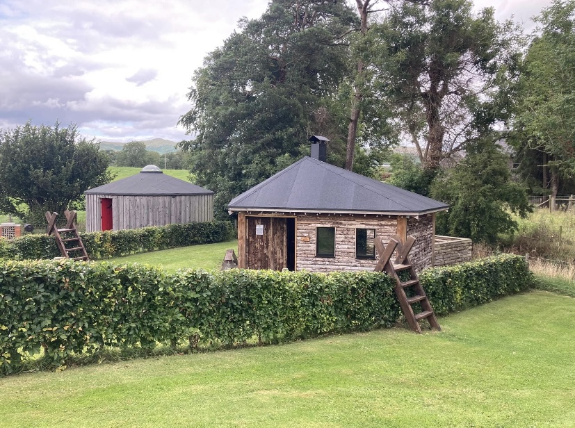 Outdoor space at Pine Tree Hollow